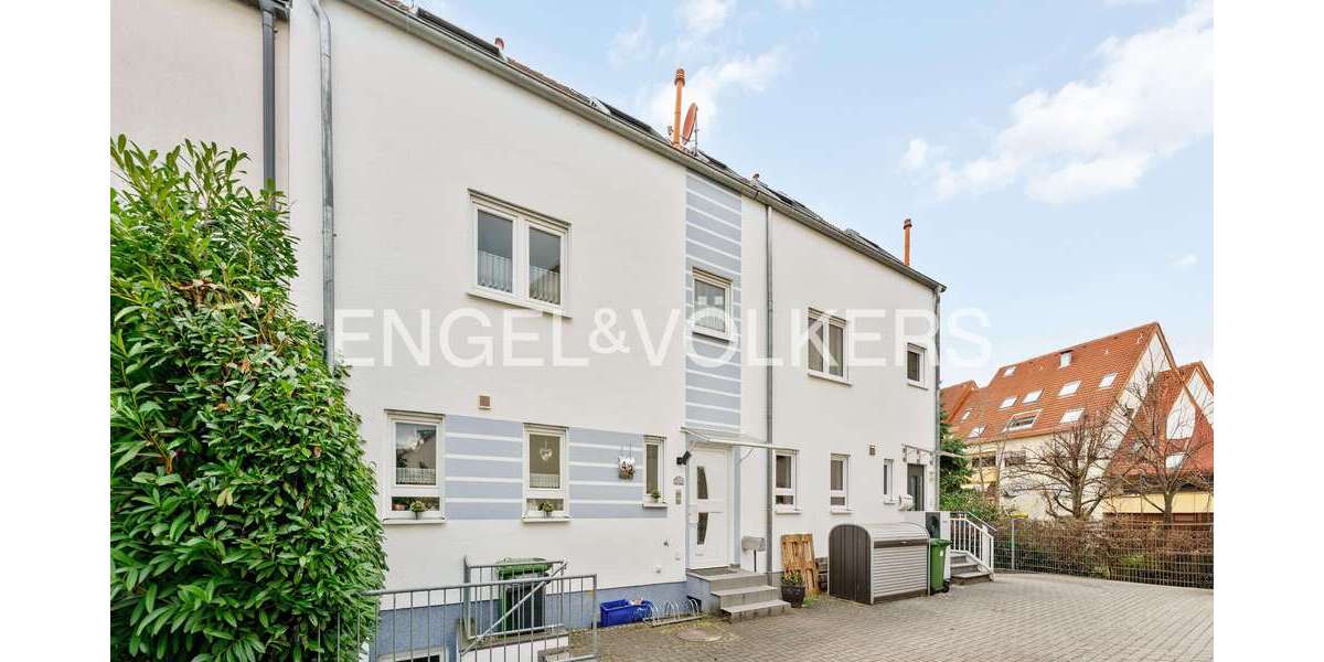 Einfamilienhaus Hockenheim - 7 Zimmer, 220 m&sup2;, 749.000&euro; | Angebot:26107499