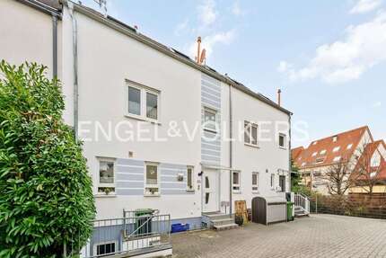 Haus Hockenheim - 7 Zimmer, 220 m&sup2;, 749.000&euro; | Angebot:26107499