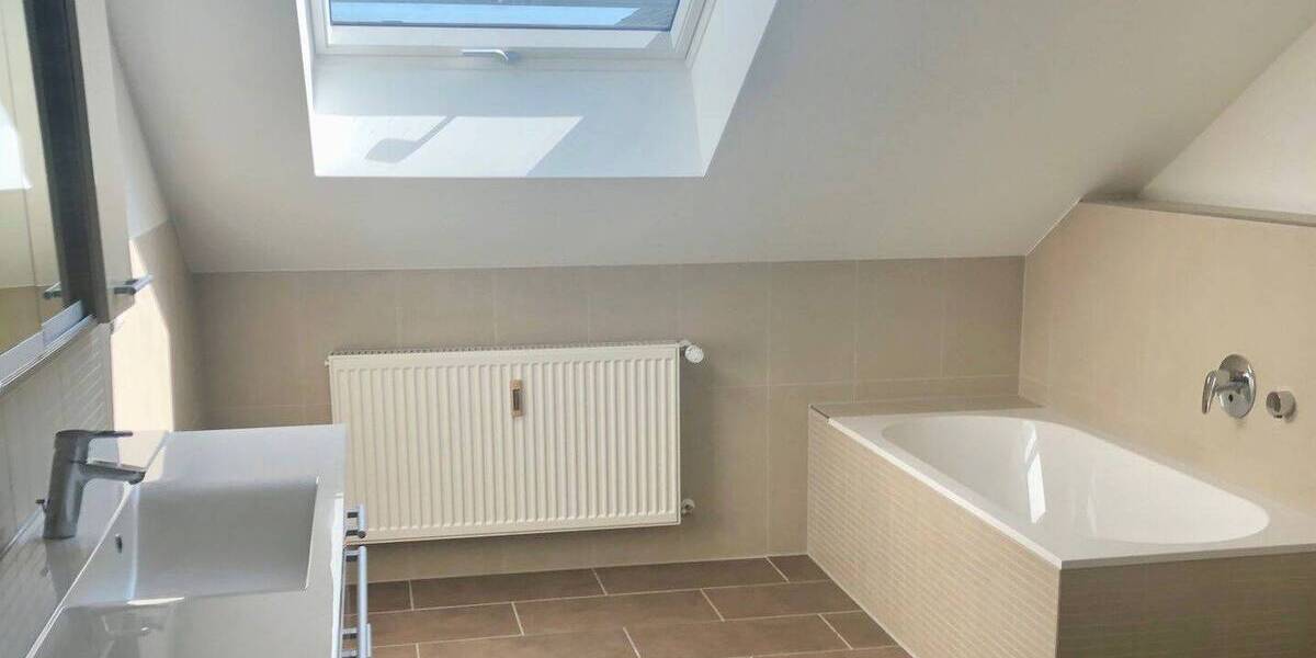 Doppelhaushälfte Schriesheim - 5 Zimmer, 197 m&sup2;, 1.990&euro; | Angebot:26820805