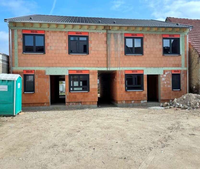 Haus zum Kaufen in Oberhausen-Rheinhausen 629.000 € 140 m²