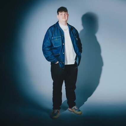 ISAAK - enjoy that life’s a tour