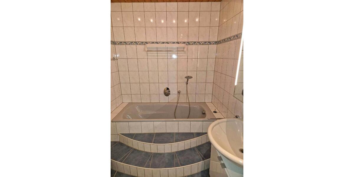 Mehrfamilienhaus, Wohnhaus Gerolsheim - 12 Zimmer, 300 m&sup2;, 600.000&euro; | Angebot:26215838