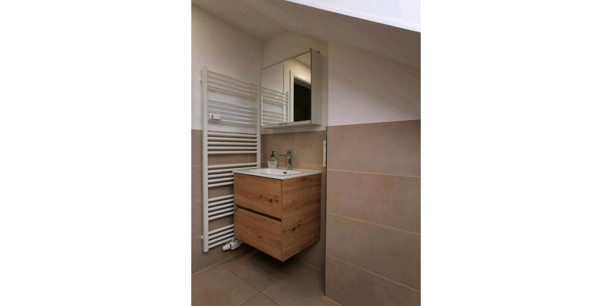 Modernisierte 3 Zimmer Dachgeschosswohnung in Sandhausen Mitte 3 zimmer