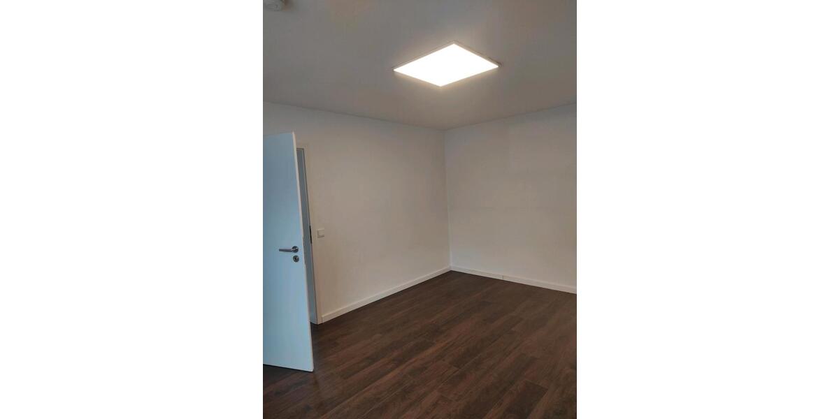 Etagenwohnung Schifferstadt - 3 Zimmer, 82 m&sup2;, 1.000&euro; | Angebot:26025398