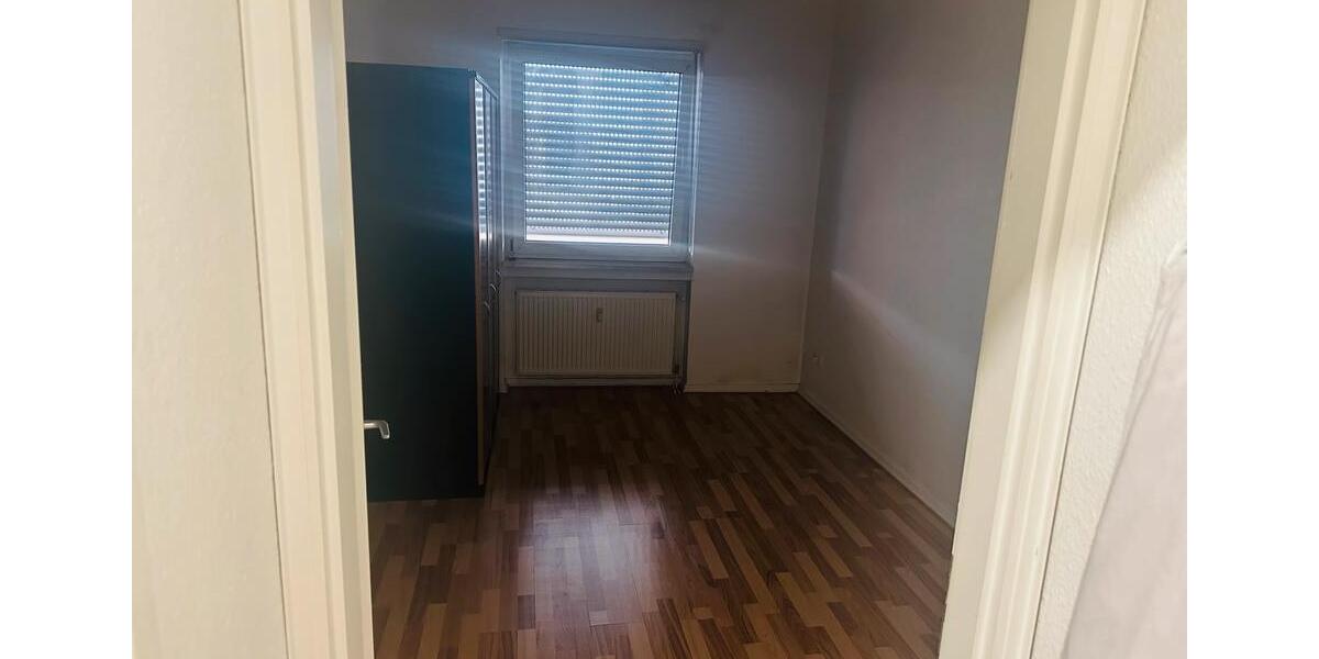 Erdgeschoßwohnung Mannheim Herzogenried - 3 Zimmer, 25 m&sup2;, 530&euro; | Angebot:25378363