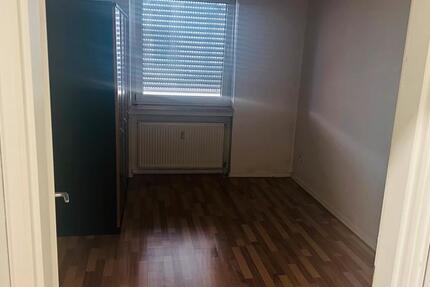 Wohnung Mannheim Herzogenried - 3 Zimmer, 25 m&sup2;, 530&euro; | Angebot:25378363