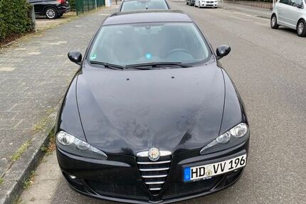 Alfa Romeo 147 140.000 km 999 &euro; Heidelberg 69126