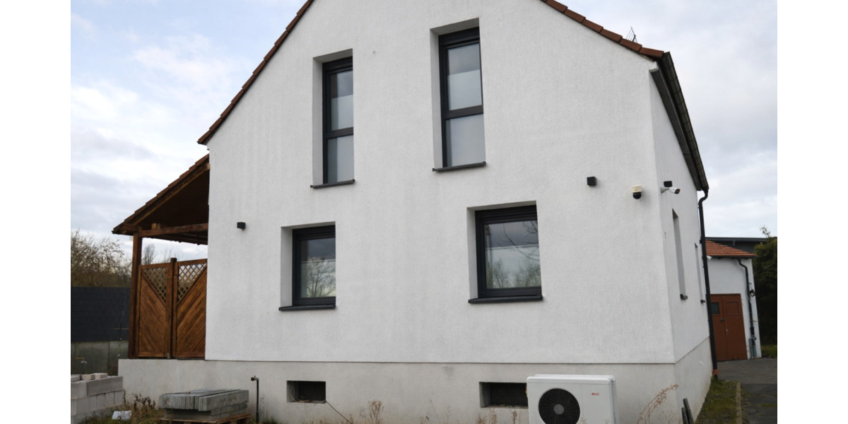 Wohnen und Arbeiten vereint - umfassend sanierte Wohn- und Gewerbeimmobilie auf großem Grundstück 3 zimmer