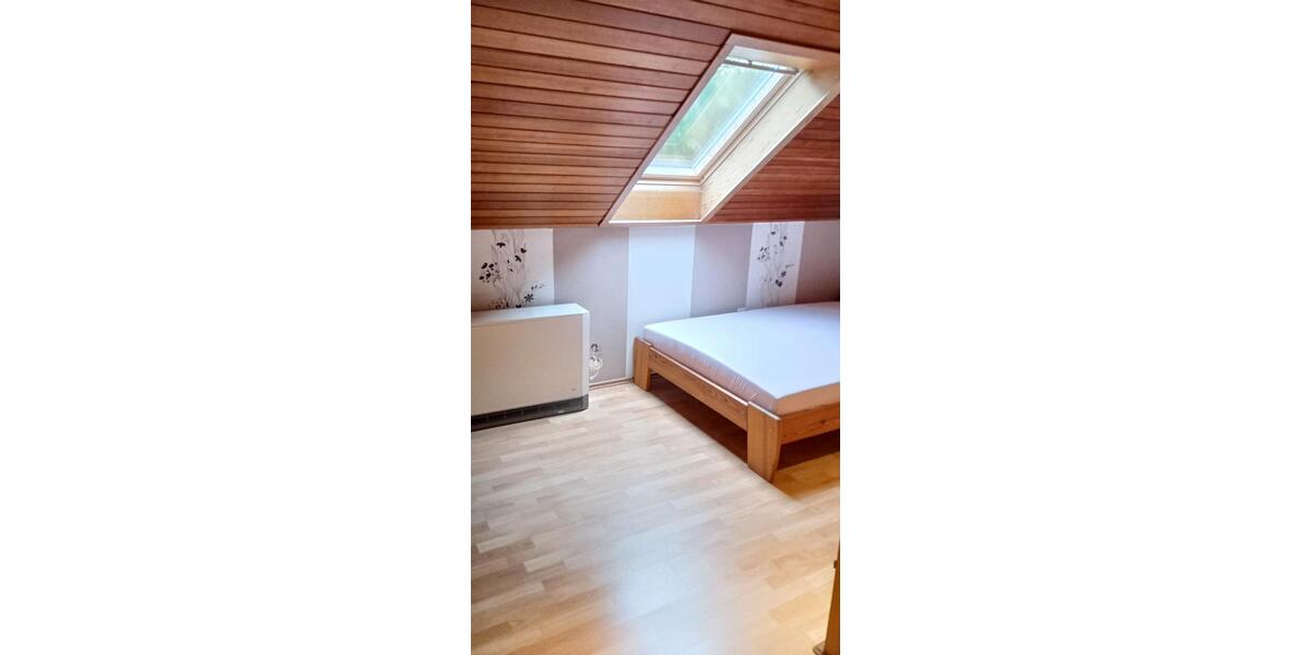 Mietwohnung Dachgeschoss + Balkon, möbliert in 69259 Wilhelmsfeld 2 zimmer