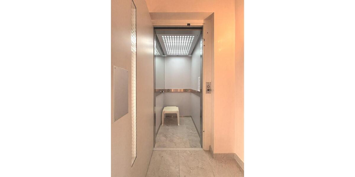 Maisonettenwohnung Heidelberg Neuenheim - 6 Zimmer, 172 m&sup2;, 2.750&euro; | Angebot:25267032