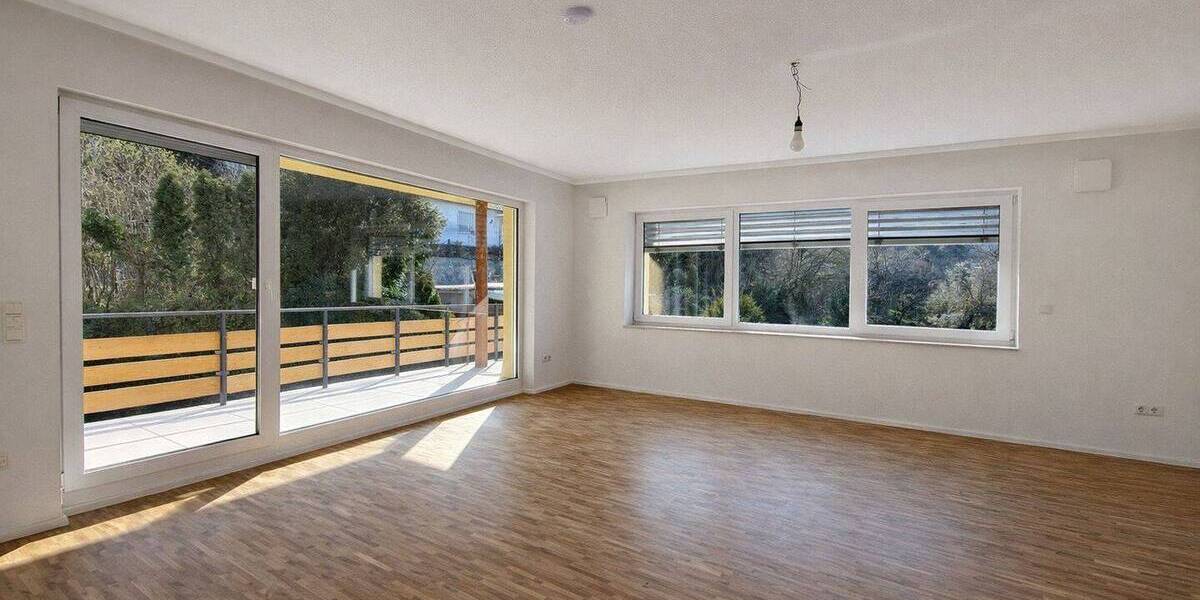 Mehrfamilienhaus, Wohnhaus Bad Dürkheim - 5 Zimmer, 156 m&sup2;, 1.800&euro; | Angebot:26204183