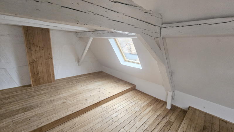 ObjNr:19666 - Ruhig gelegenes EFH (Haus- Hofbauweise) in 2. Reihe in Neustadt-MUSSBACH 4 zimmer