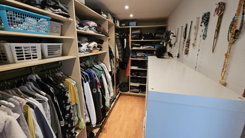 ObjNr:19463 - Vollsaniertes 3-Fam. Haus mit tollem Garten in ruhiger Lage in LU-Edigheim - Mehrfamilienhaus, Wohnhaus Ludwigshafen am Rhein Edigheim | Angebot:18898182