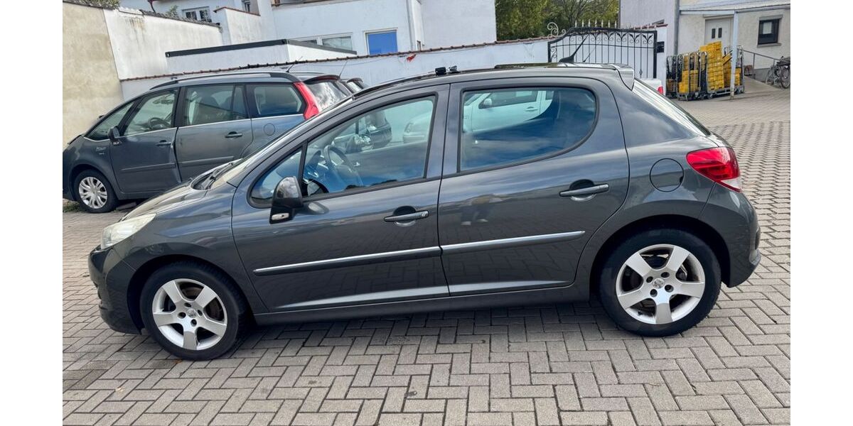 Peugeot 207 117.000 km 4.490 &euro; Worms 67551