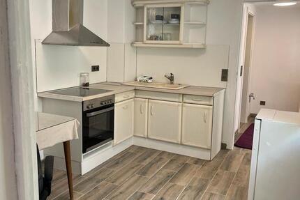 Möblierte 1,5 Zimmer Wohnung ab sofort zu vermieten:
