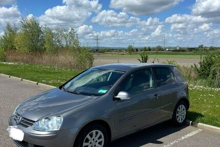 VW Golf 143.000 km 3.950 &euro; Ludwigshafen am Rhein 67059