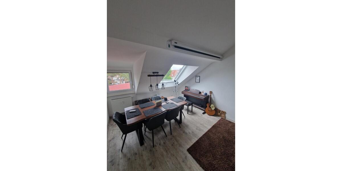 Dachgeschoßwohnung Brühl - 4 Zimmer, 75 m&sup2;, 1.400&euro; | Angebot:24966174