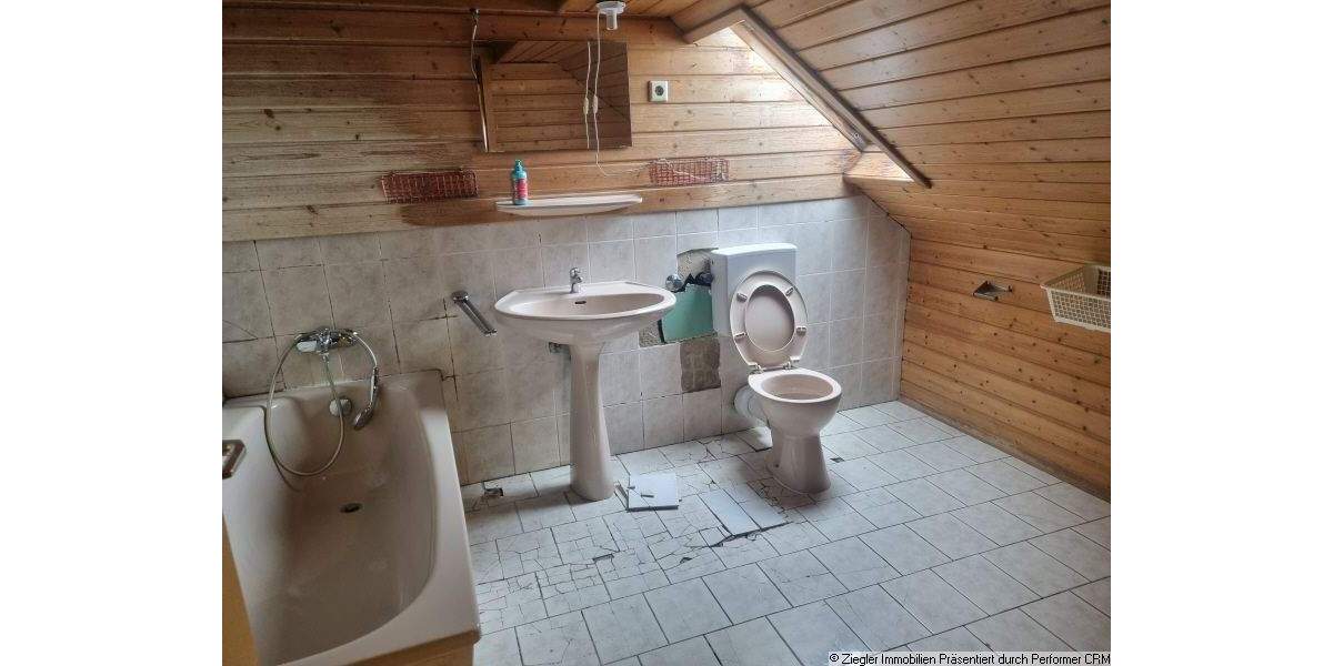 Mehrfamilienhaus, Wohnhaus Edingen-Neckarhausen Neckarhausen - 8 Zimmer, 129 m&sup2;, 425.000&euro; | Angebot:24808573