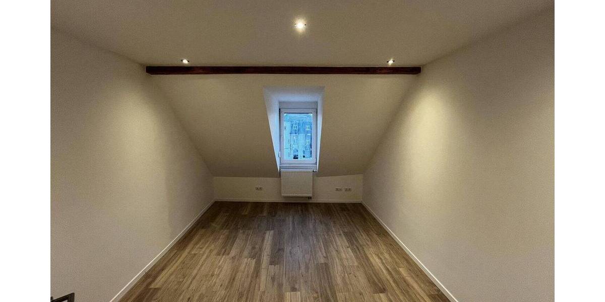 Etagenwohnung Schwetzingen Oststadt - 2 Zimmer, 75 m&sup2;, 1.050&euro; | Angebot:26791136