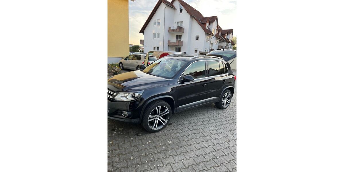 VW Tiguan 211.000 km 10.500 &euro; Lorsch 64653