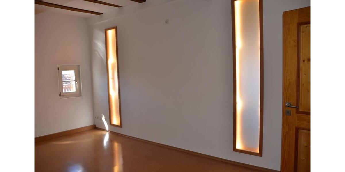 Dachgeschoßwohnung Böhl-Iggelheim Iggelheim - 3 Zimmer, 102 m&sup2;, 1.100&euro; | Angebot:24846921