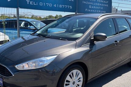 Ford Focus 142.000 km 4.990 &euro; Hockenheim 68766