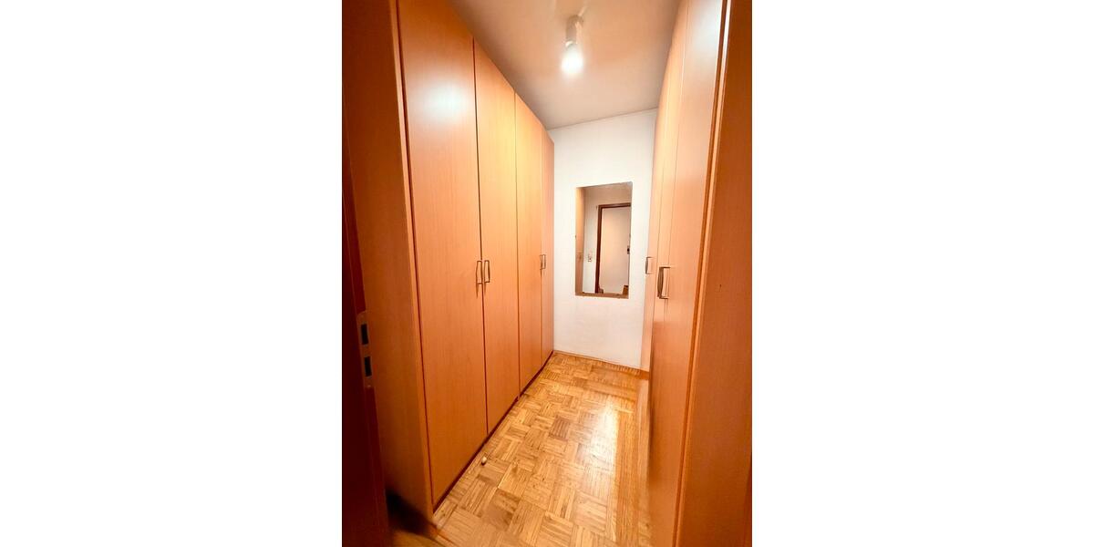 Reihenhaus Mannheim - 4.5 Zimmer, 144 m&sup2;, 2.000&euro; | Angebot:25606993