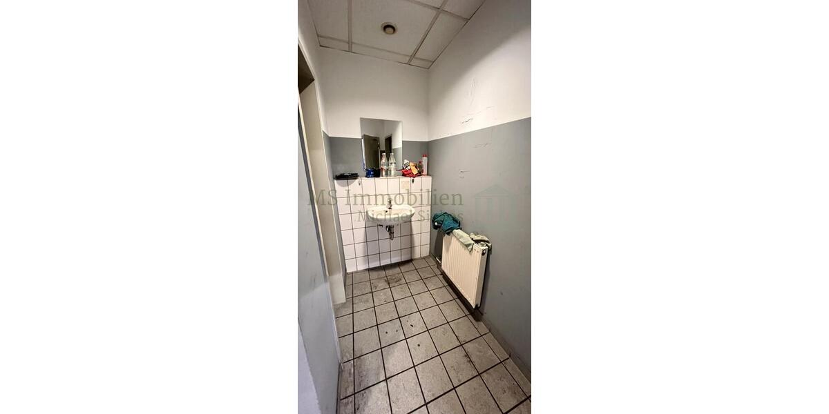 * Gewerbefläche in Lampertheim – ideal für Kfz-Werkstatt * zimmer