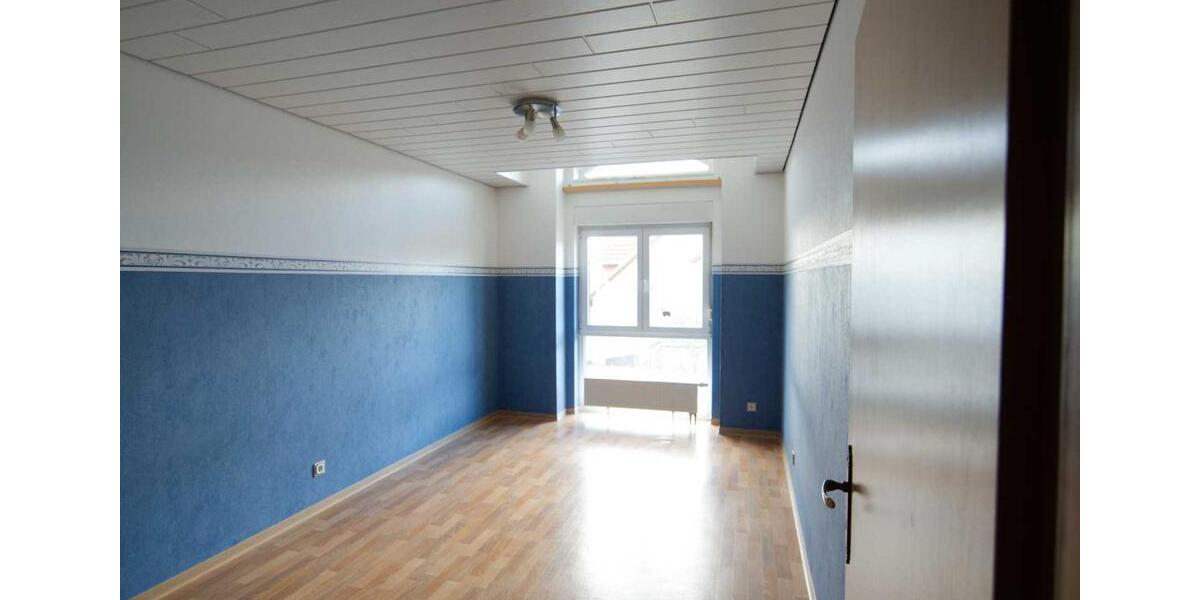 Reihenhaus Frankenthal (Pfalz) - 6.5 Zimmer, 162 m&sup2;, 500.000&euro; | Angebot:25125021