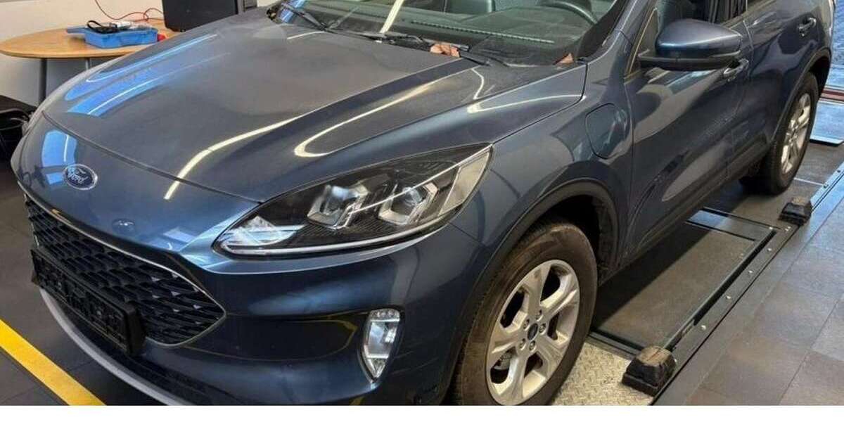 Ford Kuga 46.490 km 21.440 &euro; Frankenthal 67227