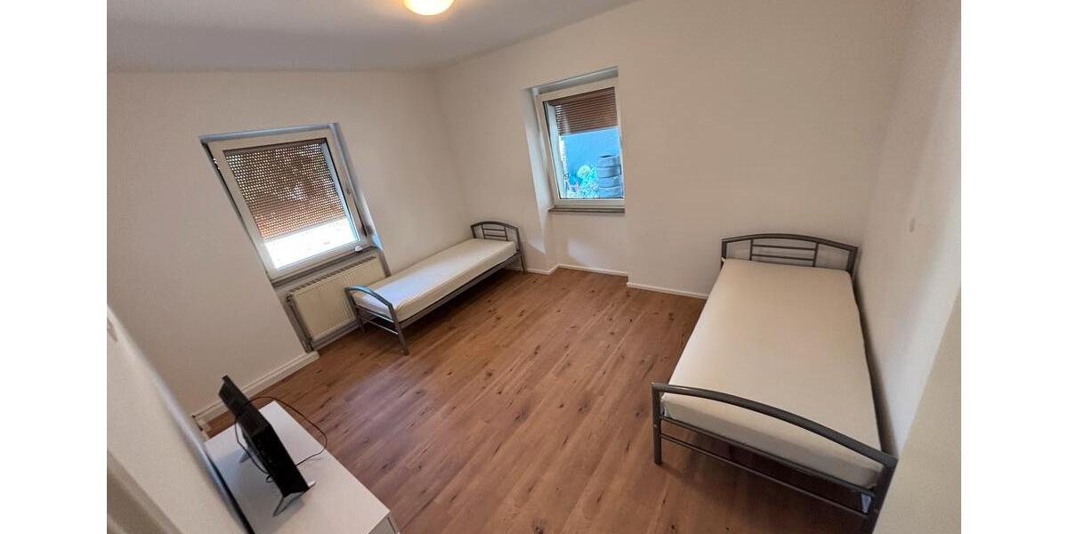 Laden mit Wohnung zu vermieten zimmer