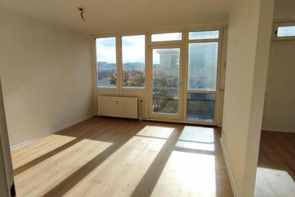 Erstbezug nach Sanierung: Helle 1 Zimmerwohnung mit charmanter Aufteilung 1 zimmer