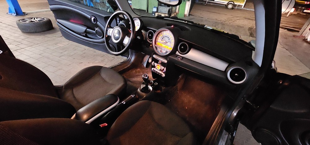 Mini Clubman 244.180 km 4.480 &euro; Mannheim 68159