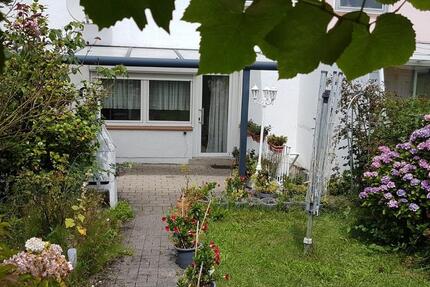 Charmantes Reihenmittelhaus mit Garten, Sauna, Ausbaupotenzial