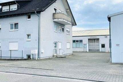 Großzügige Wohn- und Gewerbeeinheit in Wiesental 1 zimmer