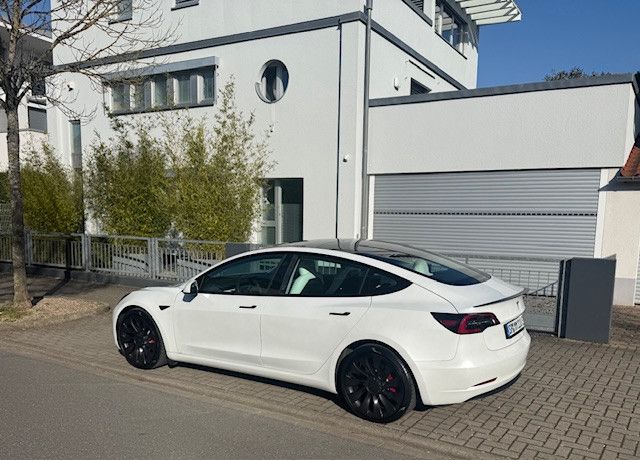 Tesla Model 3 18.895 km 29.900 &euro; Oftersheim 68723