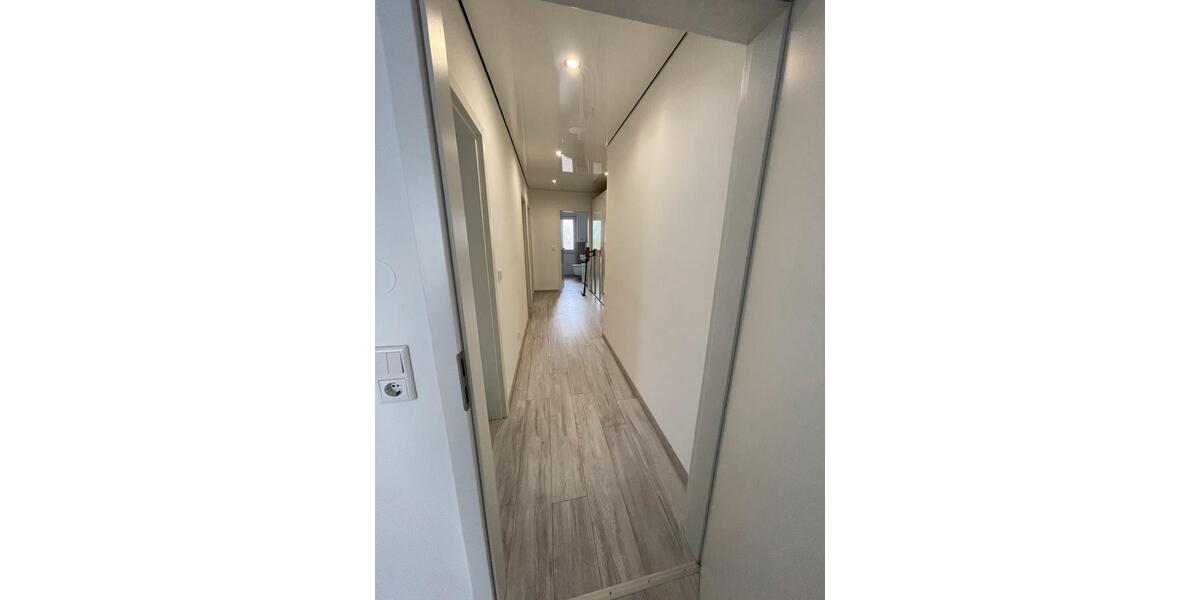 Etagenwohnung Wiesloch - 3 Zimmer, 64 m&sup2;, 290.000&euro; | Angebot:26313804