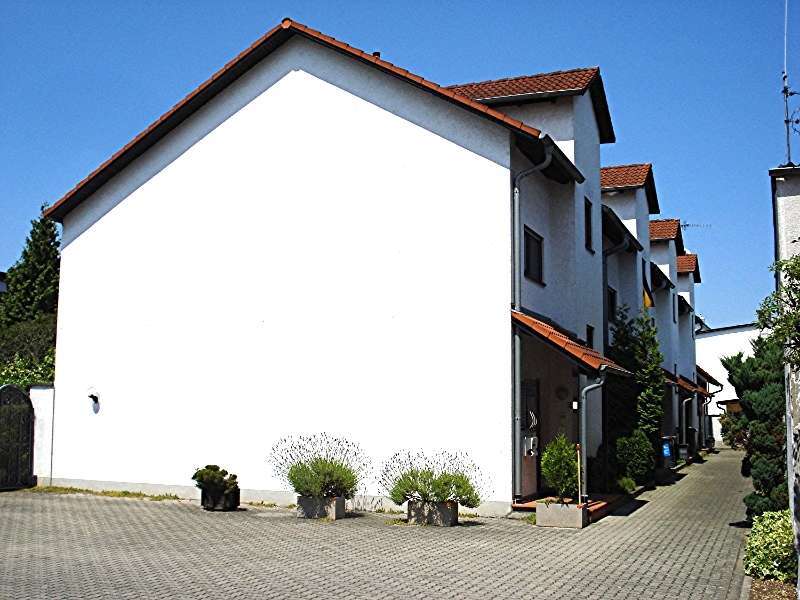 Haus zum Mieten in Hockenheim 1.700 € 160 m²