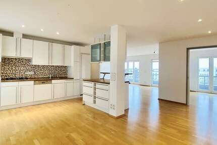 Wohnung zum Kaufen in Berlin 700.000 € 125.24 m²