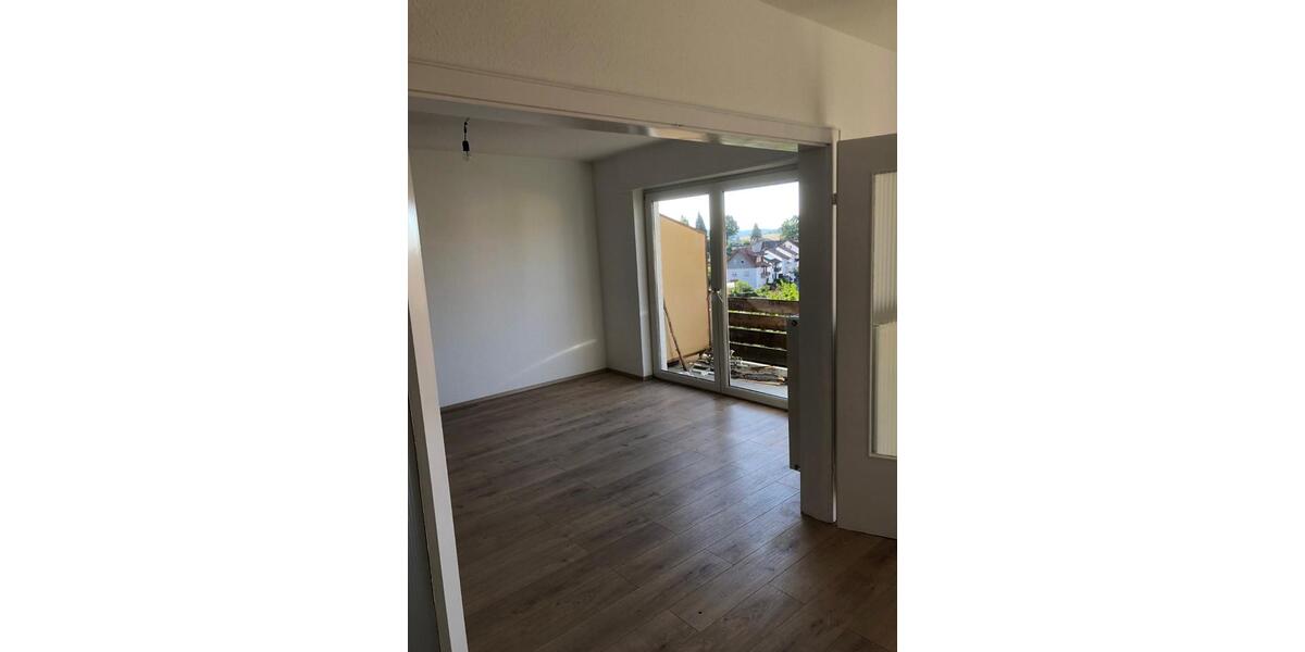 Vollständig renovierte 3-ZKB mit Balkon in Wald-Michelbach 3 zimmer