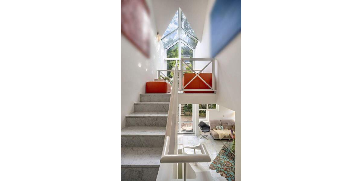 Außergewöhnliches Split-Level-Architektenhaus – Privatsphäre, Panorama & pure Lebensqualität 7 zimmer