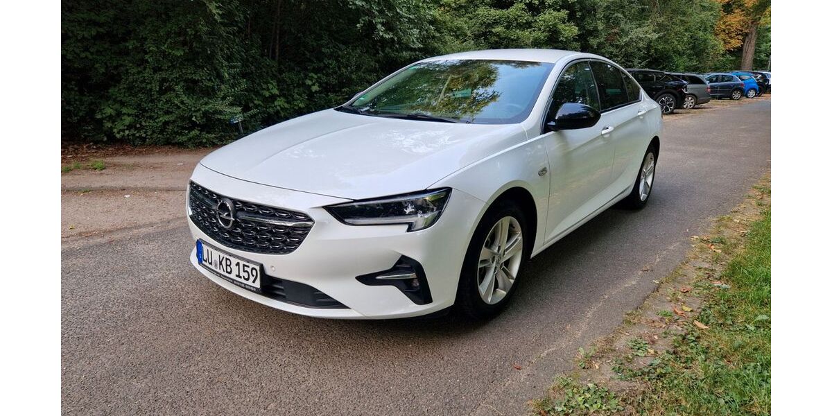 Opel Insignia 82.000 km 15.900 &euro; Ludwigshafen 67069