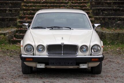Jaguar Daimler 108.000 km 29.999 &euro; Heppenheim (Bergstraße) 64646