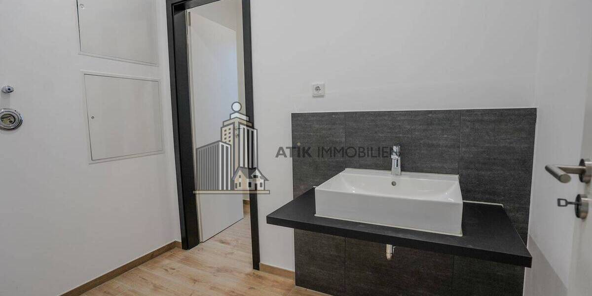 ATIK: Provisionsfrei - Erstbezug nach Sanierung - Repräsentative und Bürofläche mit EBK - Gewerbeobjekt Mannheim / Rheinau Rheinau | Angebot:26267124