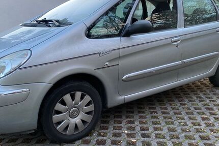 Citroen Xsara Picasso 146.000 km 950 &euro; Lorsch 64653