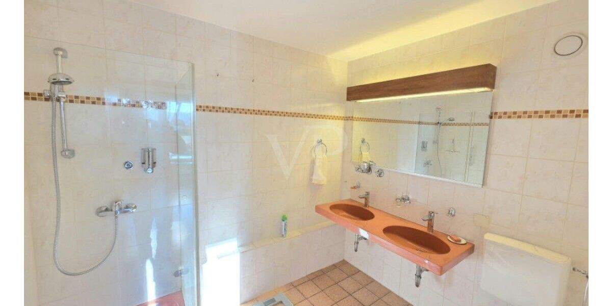 Etagenwohnung Mannheim Neckarstadt - 5 Zimmer, 156 m&sup2;, 595.000&euro; | Angebot:25737374