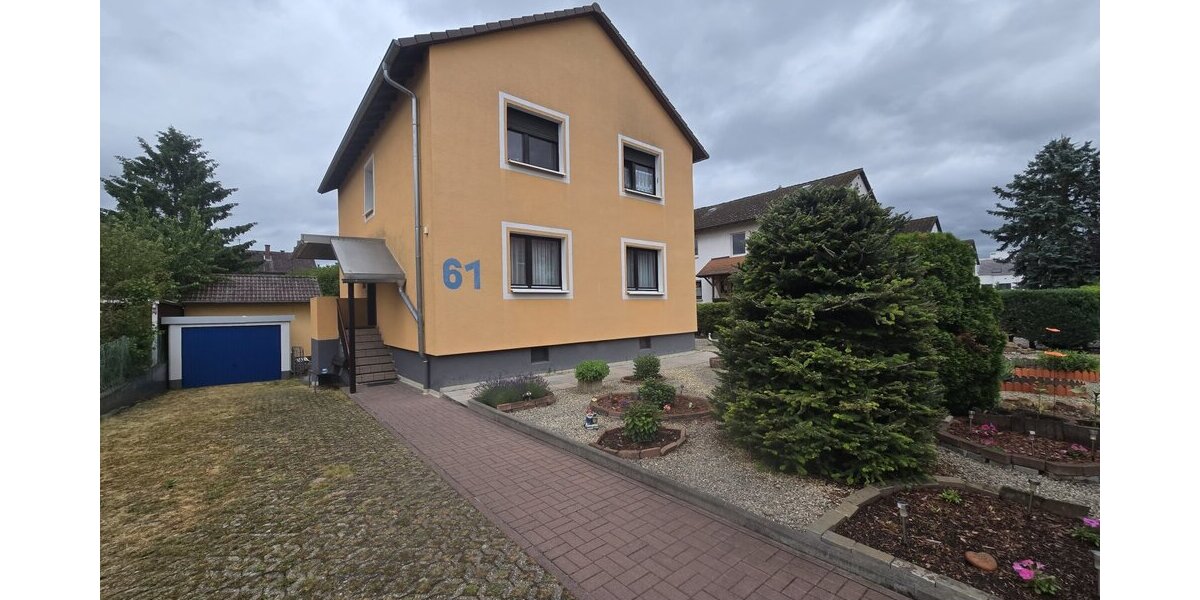 Bensheim, 2 Fam.Hs. -Erbpachtgrdst.- zimmer