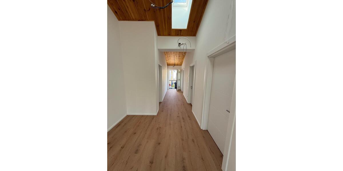 Dachgeschoßwohnung Ludwigshafen am Rhein Edigheim - 3.5 Zimmer, 85 m&sup2;, 305.000&euro; | Angebot:24526937