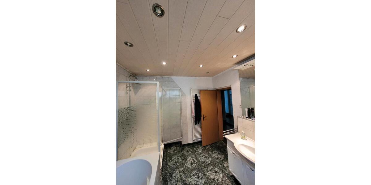 Erdgeschoßwohnung Lampertheim - 2 Zimmer, 55 m&sup2;, 700&euro; | Angebot:25552237