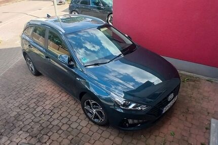 Hyundai i30 56.000 km 15.500 &euro; Römerberg 67354